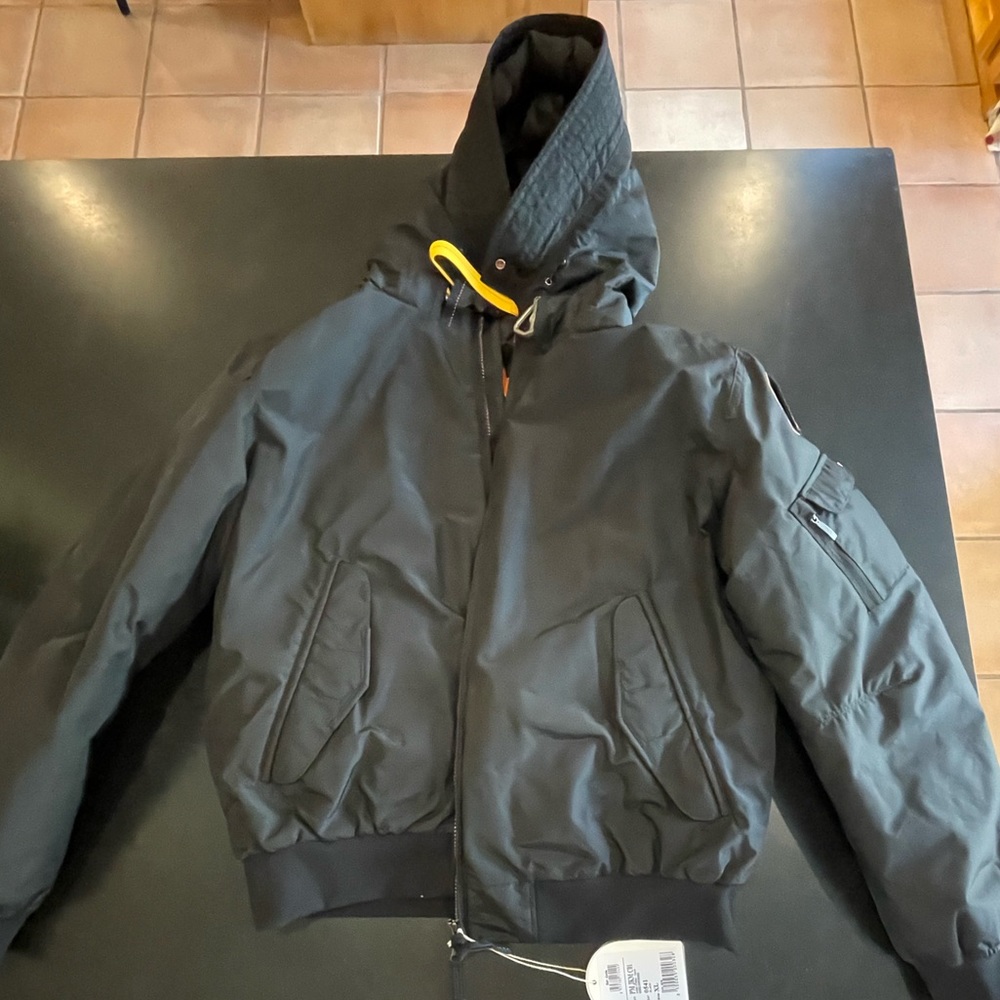 Para jumpers Men’s down hooded bomber